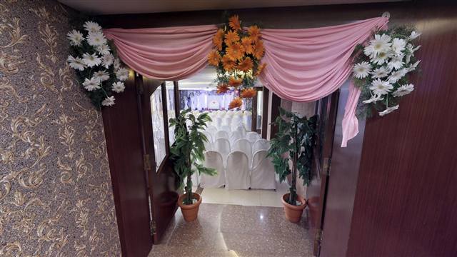 Stage of the 4th Floor Galleria at GM Rejoyz